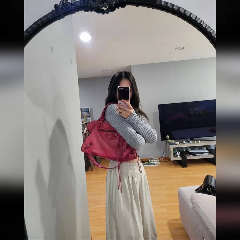 Balenciaga Hot Pink City Bag - Picture 2 of 16